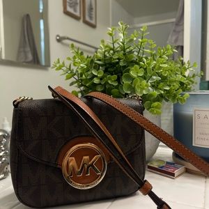 MK small purse